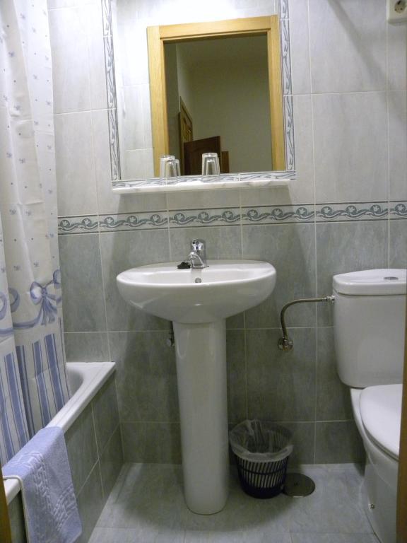 Hostal Biarritz Madrid Pokoj fotografie